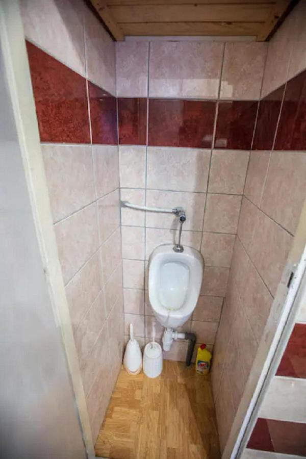 Center Apartment 5 Private Room For 19 People Budapest Exterior foto