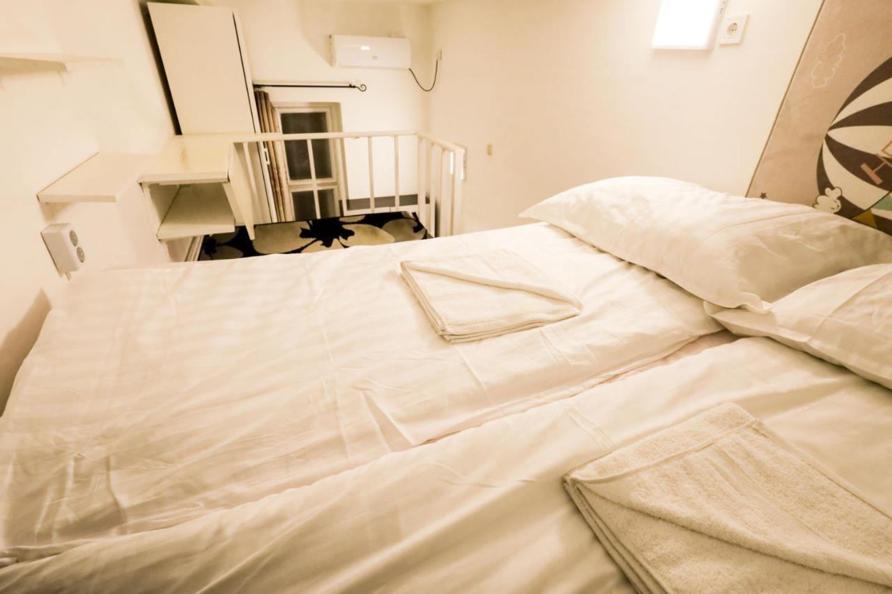 Center Apartment 5 Private Room For 19 People Budapest Exterior foto