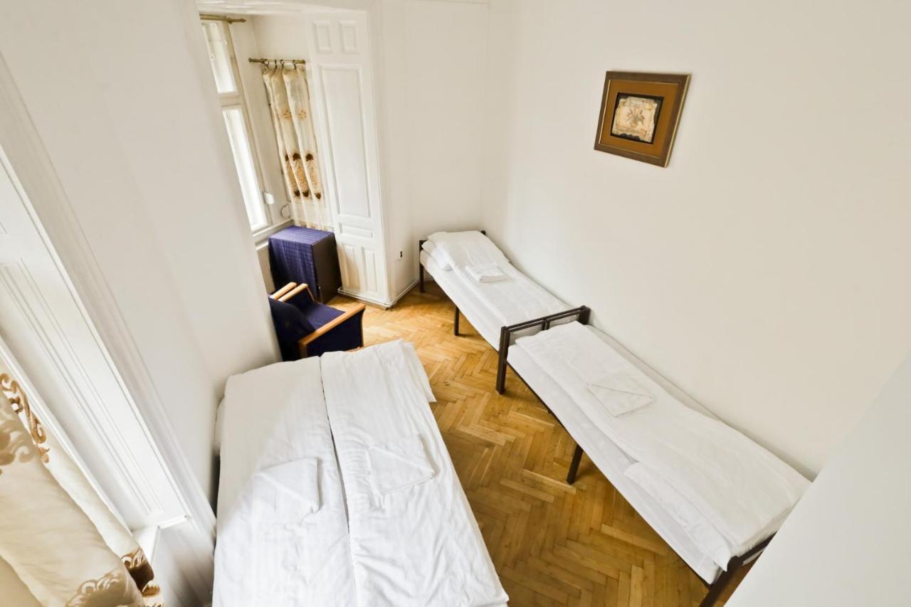 Center Apartment 5 Private Room For 19 People Budapest Exterior foto