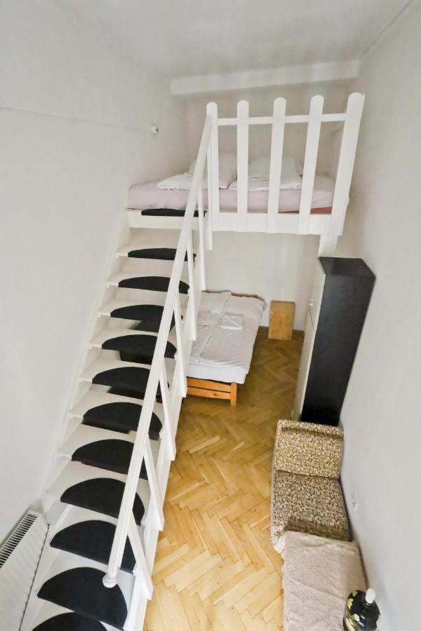 Center Apartment 5 Private Room For 19 People Budapest Exterior foto